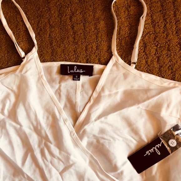 Lulu’s wrap tank NWT - Picture 2 of 2